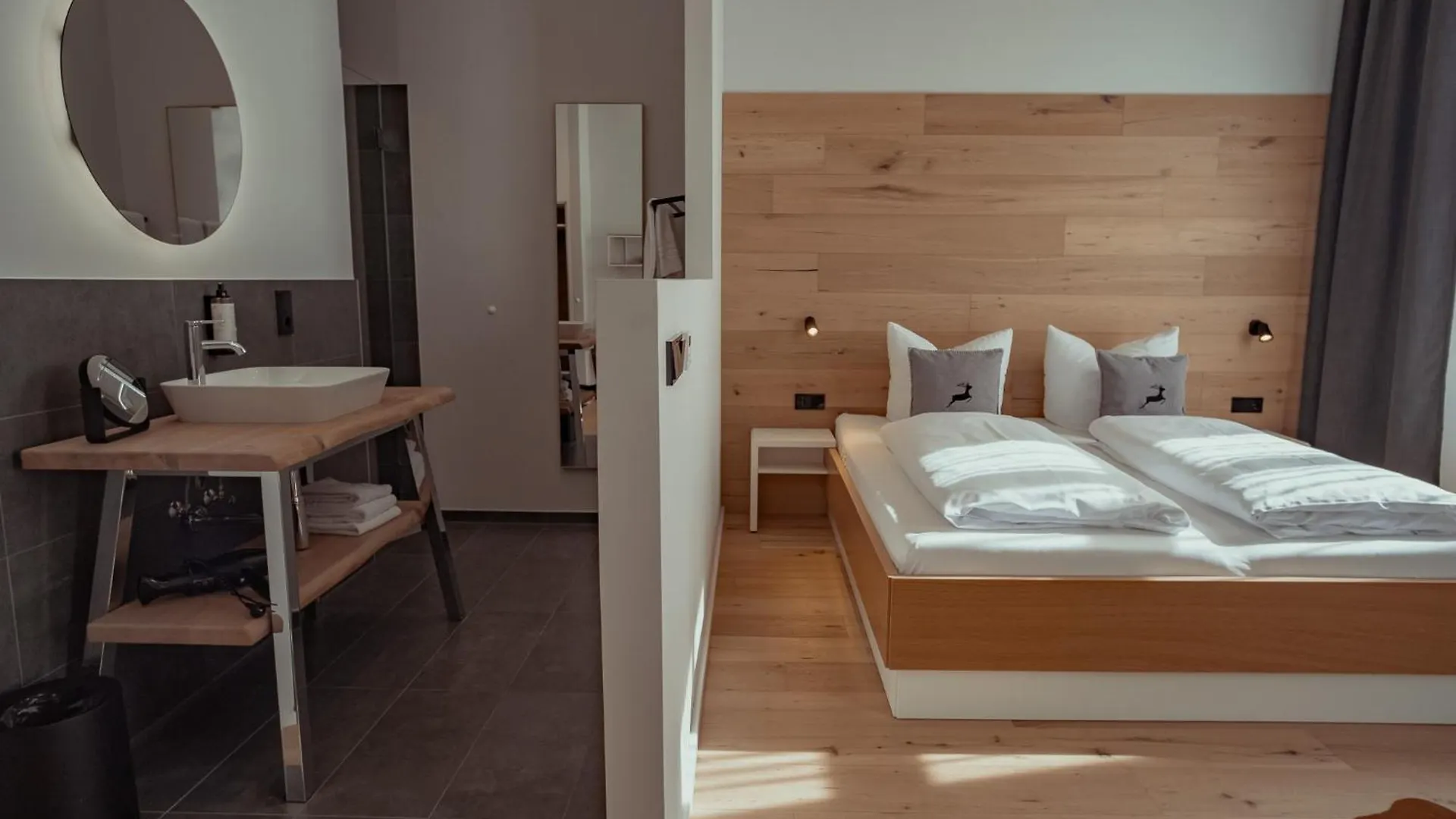 Hotel Mariandl Am Berg Amberg 0*,